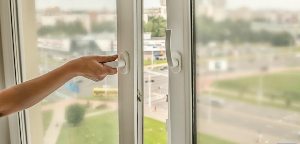 Windows & Doors Stick or Don’t Close